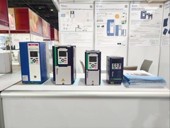 वेइकोंग वीएफडी500 200 किलोवाट का उपयोग उत्तम प्रदर्शन के साथ रोलफॉर्मिंग मशीन में किया जाता है